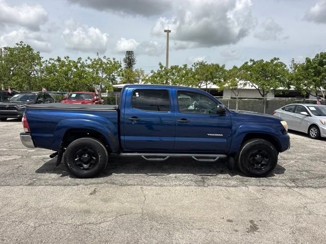 Used 2015 Blue Toyota PreRunner image 2