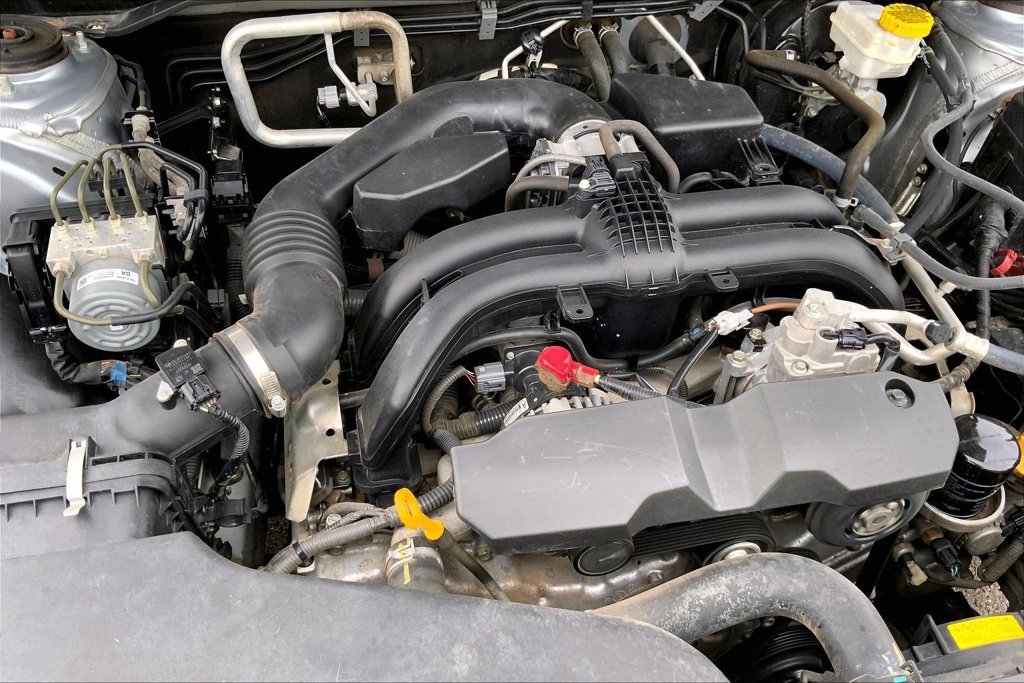 Used 2019 Silver Subaru 2.5i image 31