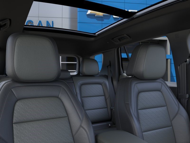 2027 Chevrolet Equinox LT - Photo 24