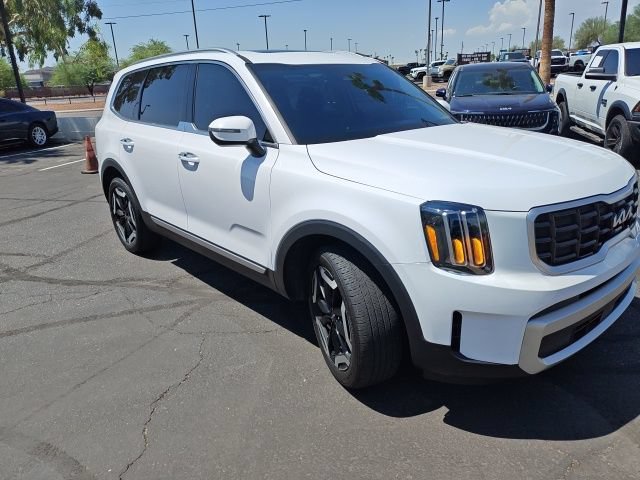 Certified Used 2024 Glacial White Pearl Kia S image 10