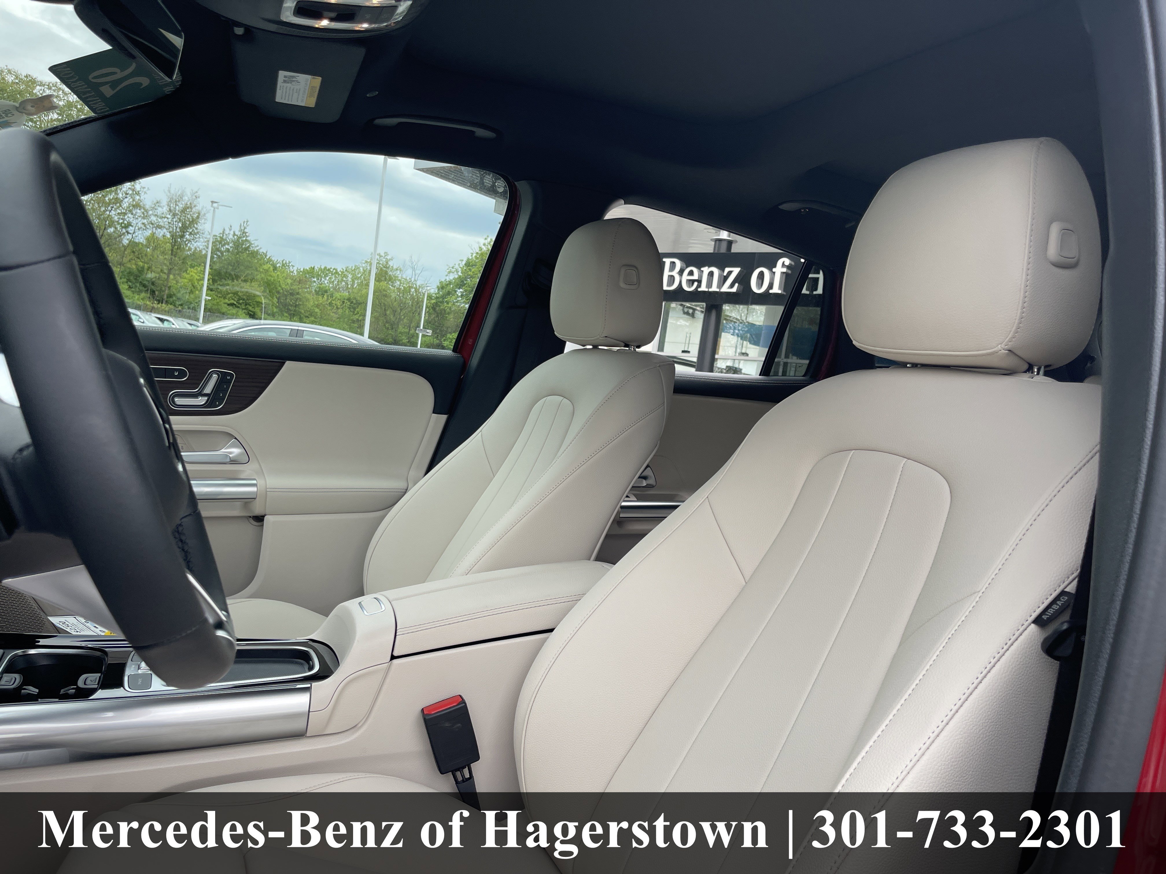 Certified Used 2026 MANUFAKTUR Patagonia Red Metallic Mercedes-Benz GLA 250 4MATIC® SUV image 8
