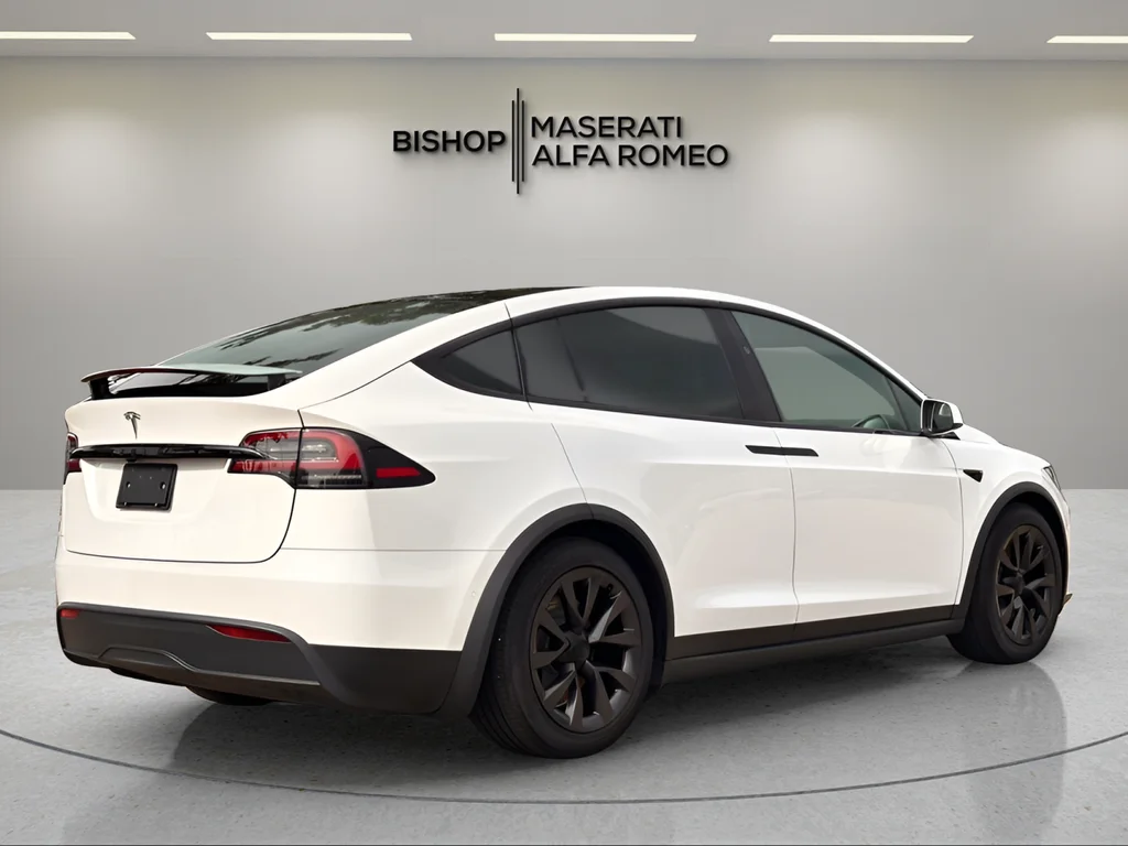 Used 2023 White Tesla Base image 7