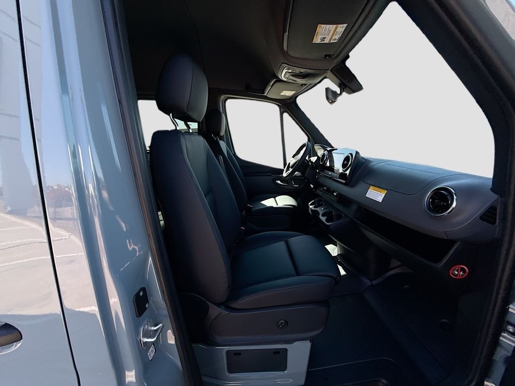 New 2026 Blue Gray Mercedes-Benz Cargo 170 WB image 19