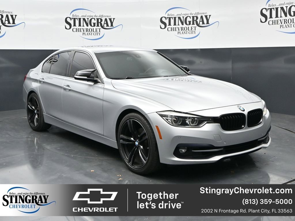 2018 BMW 3 Series 330i Sedan's photo