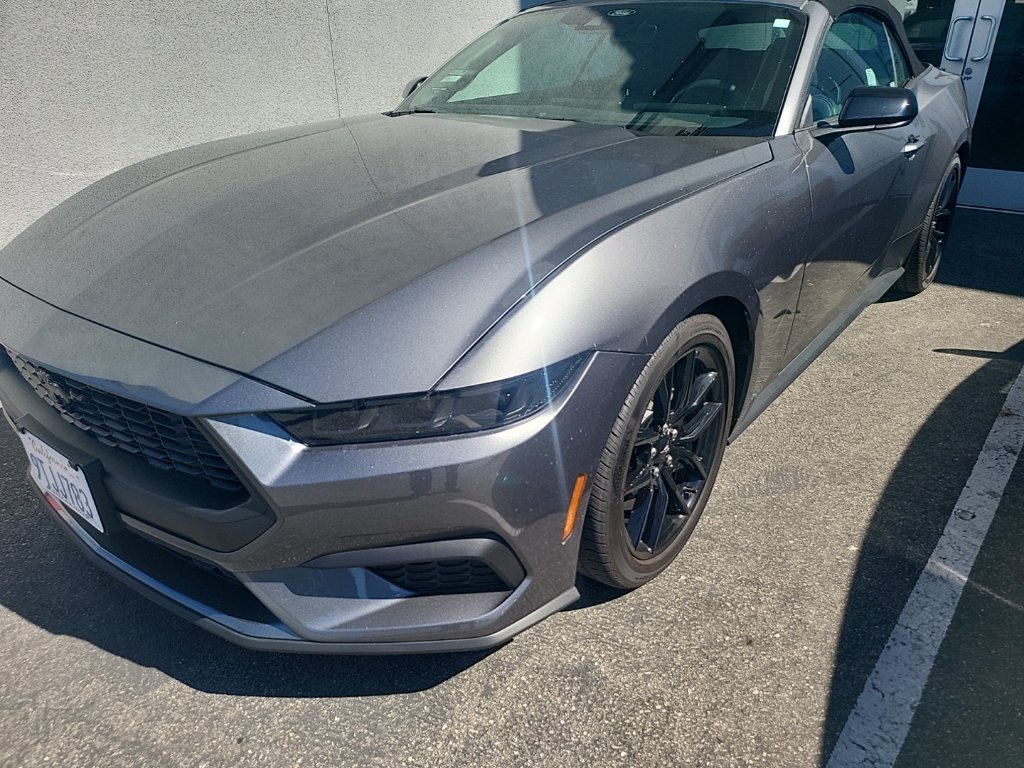 2025 Ford Mustang EcoBoost