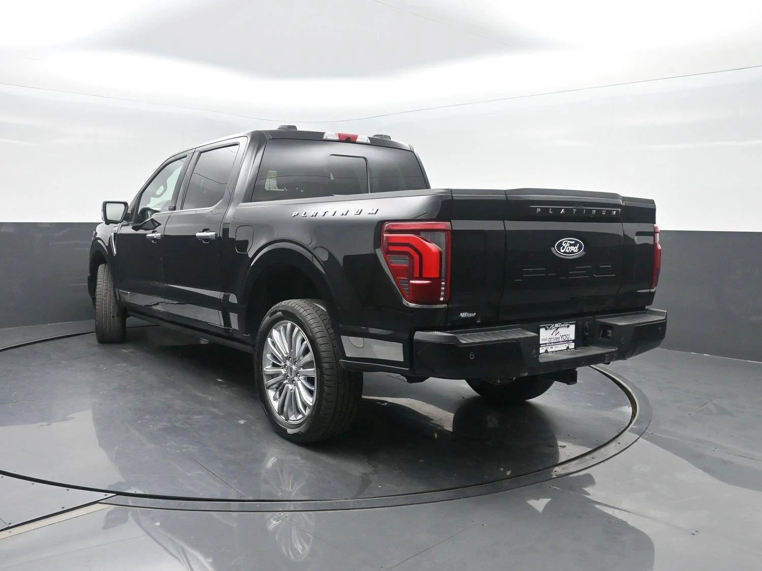 Used 2025 Agate Black Ford Platinum image 52