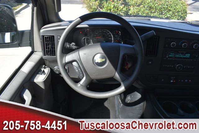 2025 Chevrolet Express Cargo Work Van - Photo 18