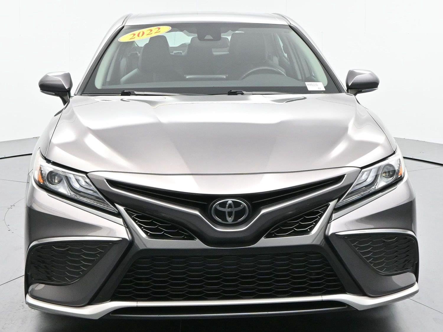 Used 2022 Predawn Gray Mica Toyota XSE image 2
