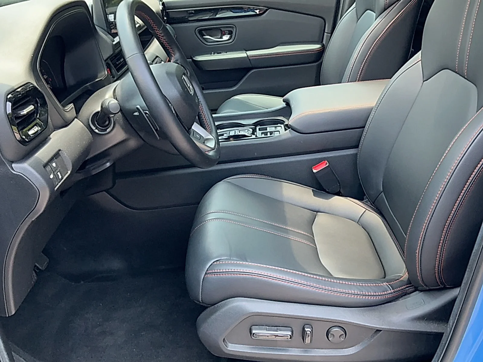 Used 2025 Blue Honda TrailSport image 14