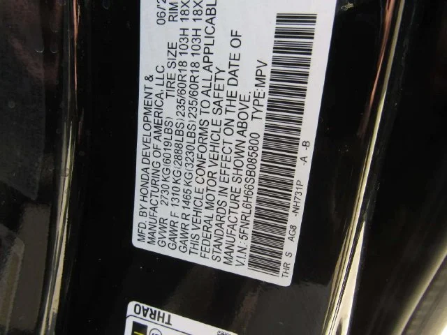 Certified Used 2025 Modern Steel Metallic Honda EX-L image 30