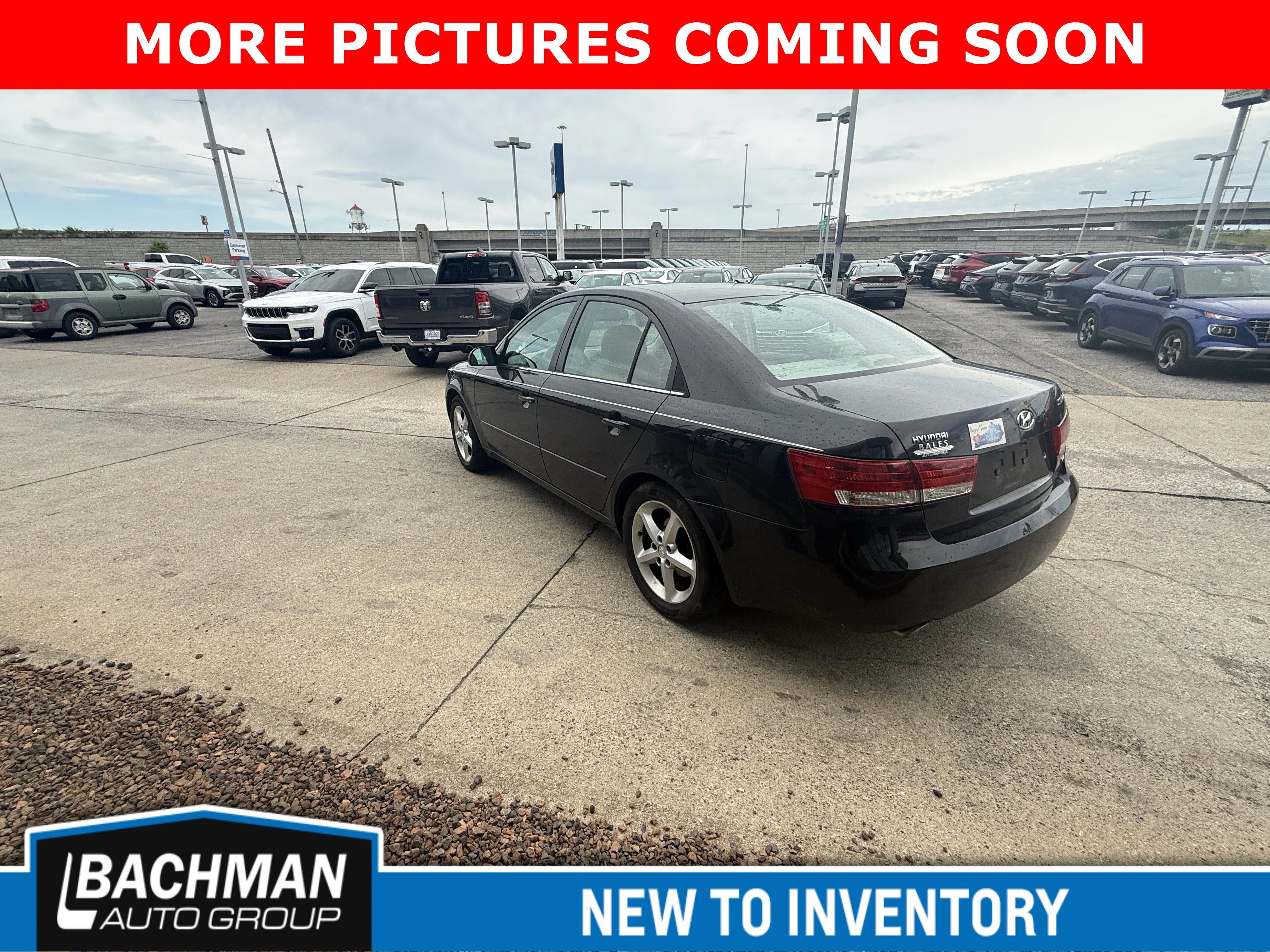 Used 2006 Ebony Black Hyundai LX image 4