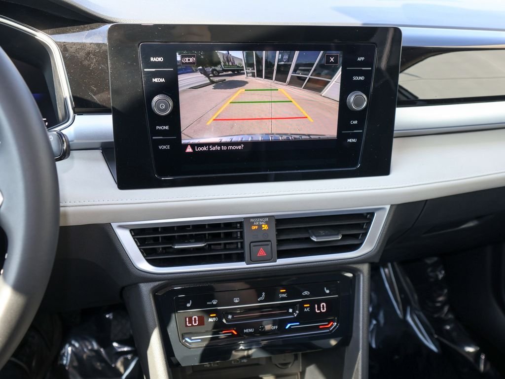 New 2026 White Volkswagen 1.5T SE image 18