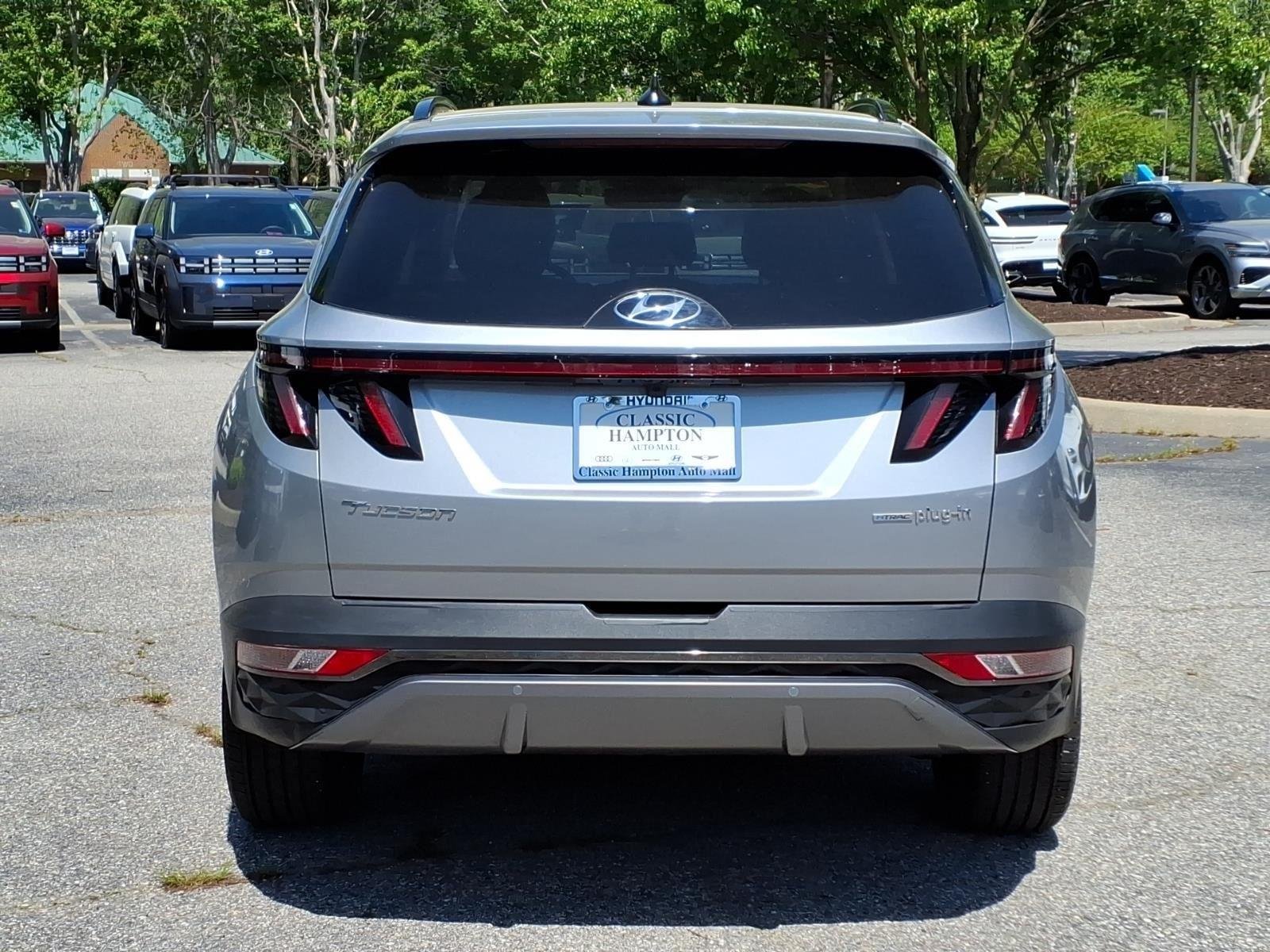 Used 2024 Shimmering Silver Hyundai Limited image 18