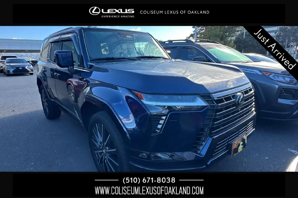 Used 2024  Lexus 550 Luxury+ image 1