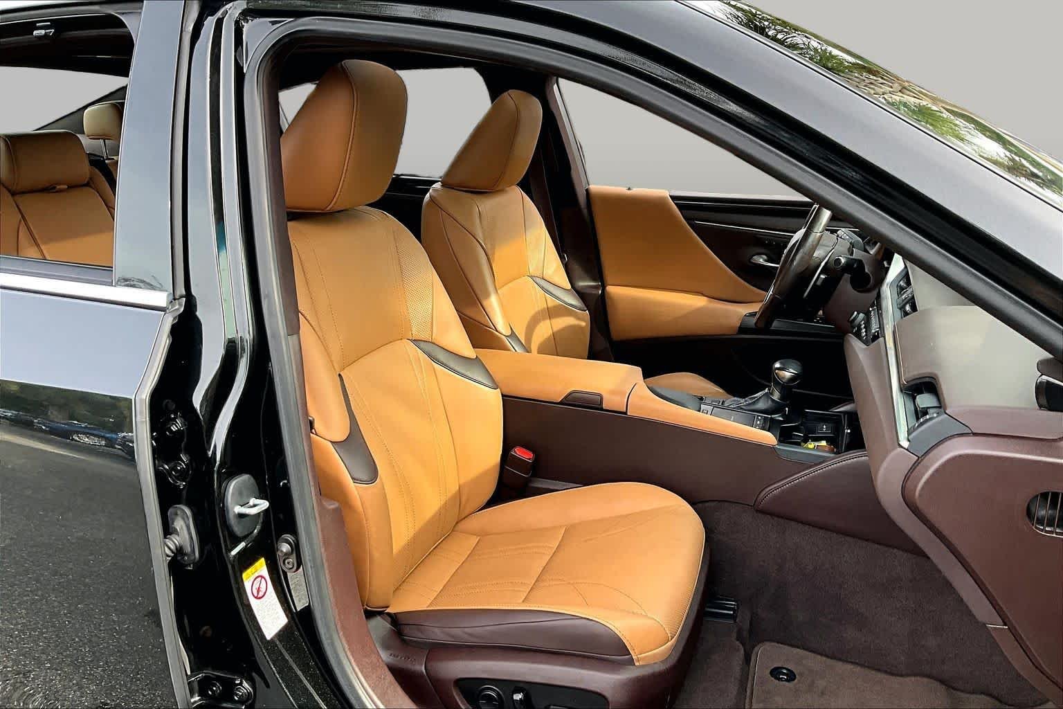 Used 2019 Caviar Lexus Ultra Luxury image 9