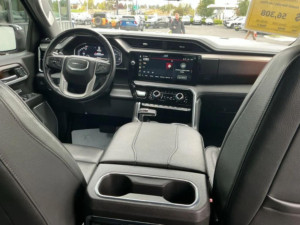 Used 2024 Black GMC Denali image 21