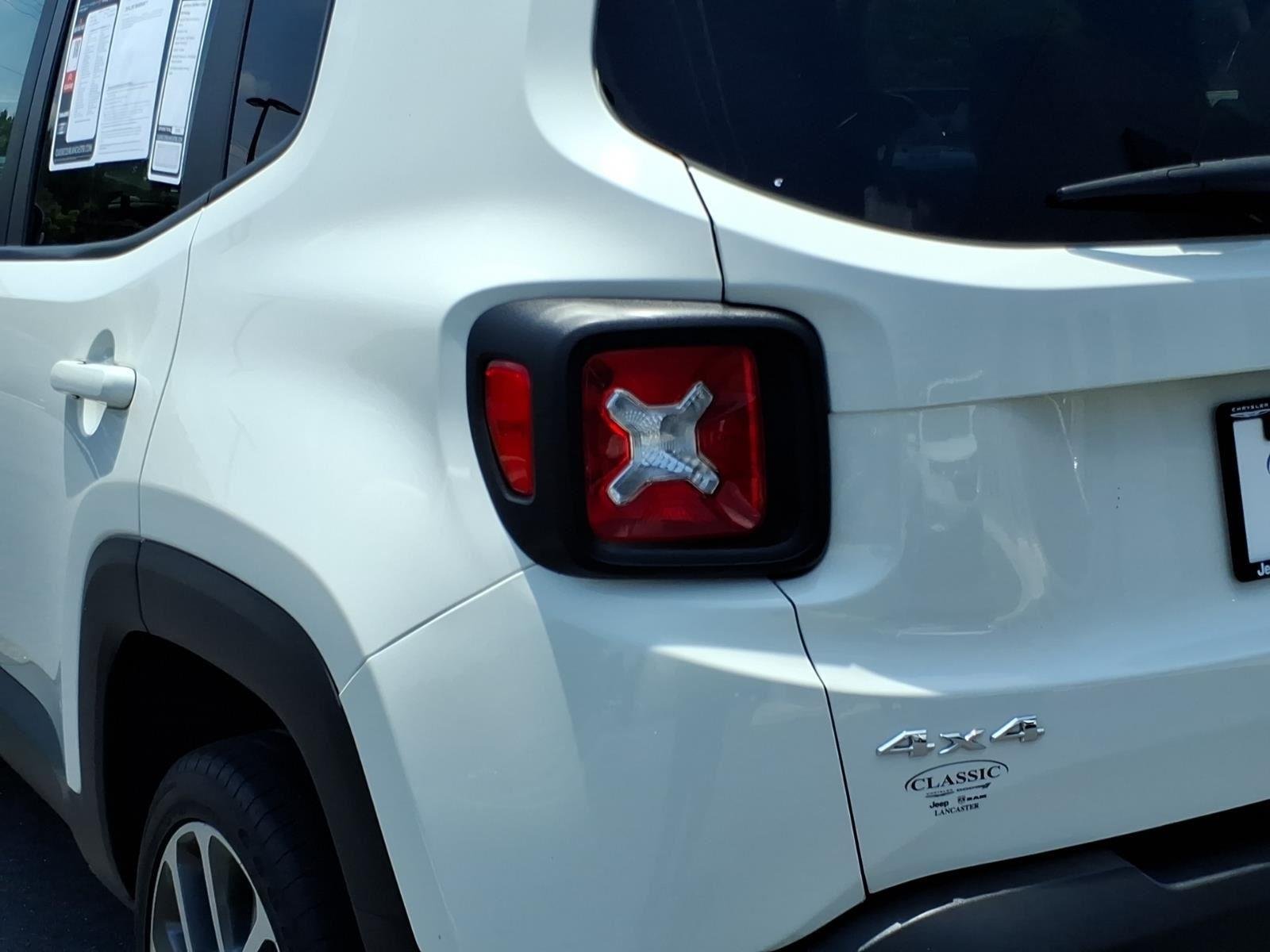 Used 2022 Alpine White Clearcoat Jeep Limited image 19