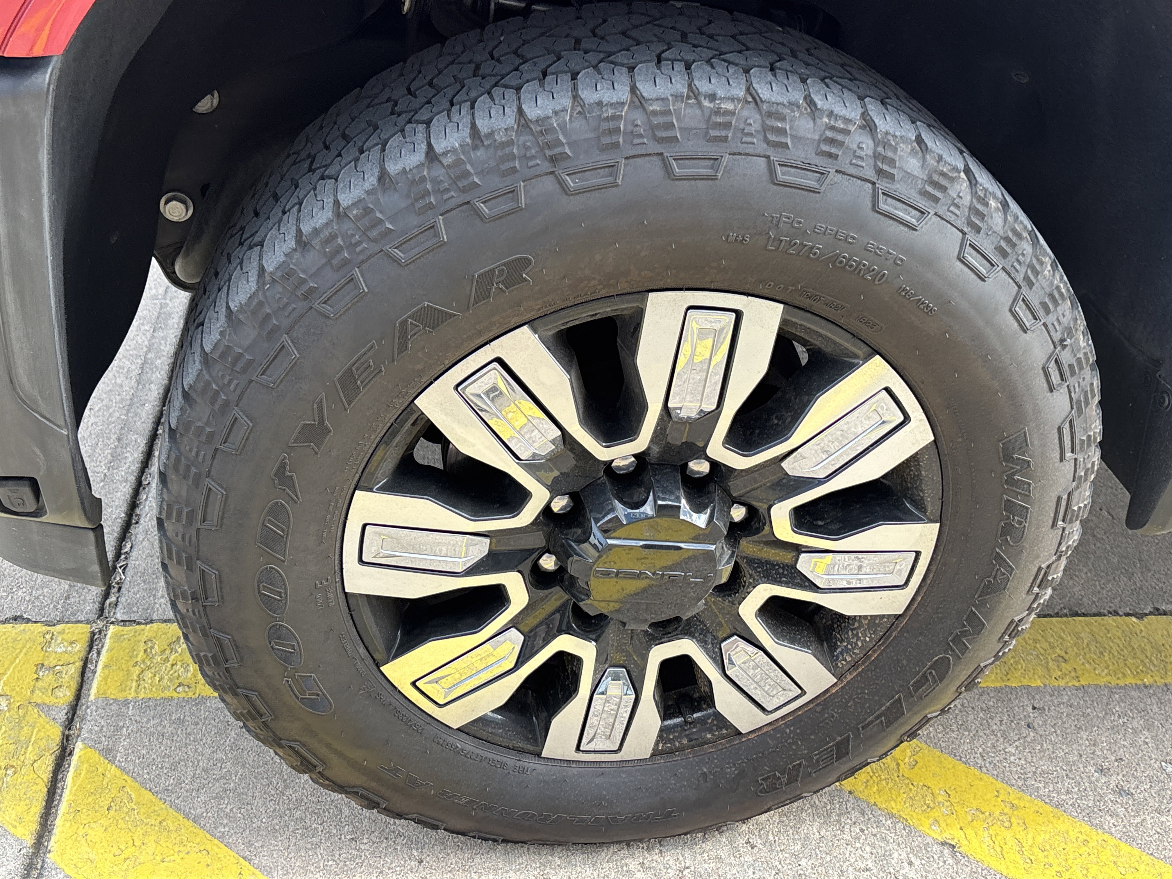 2024 GMC Sierra 3500HD Denali - Photo 10