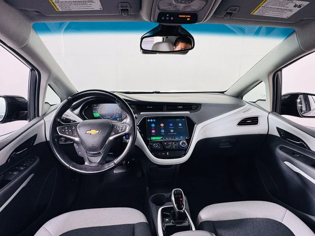 Used 2021 Gray Chevrolet LT image 20
