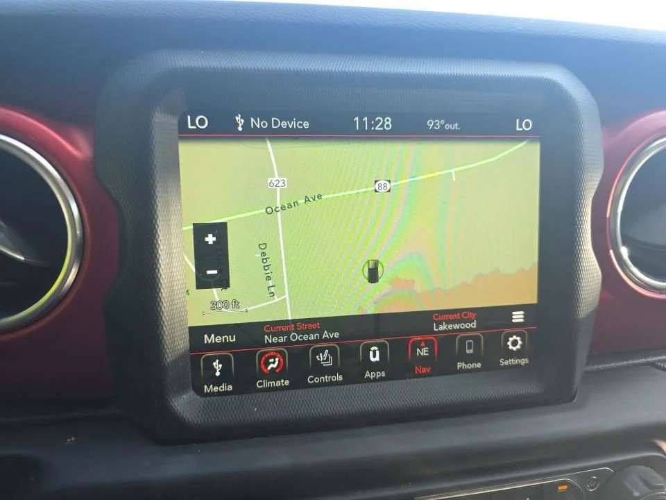 Used 2022 Gray Jeep Unlimited Rubicon image 11