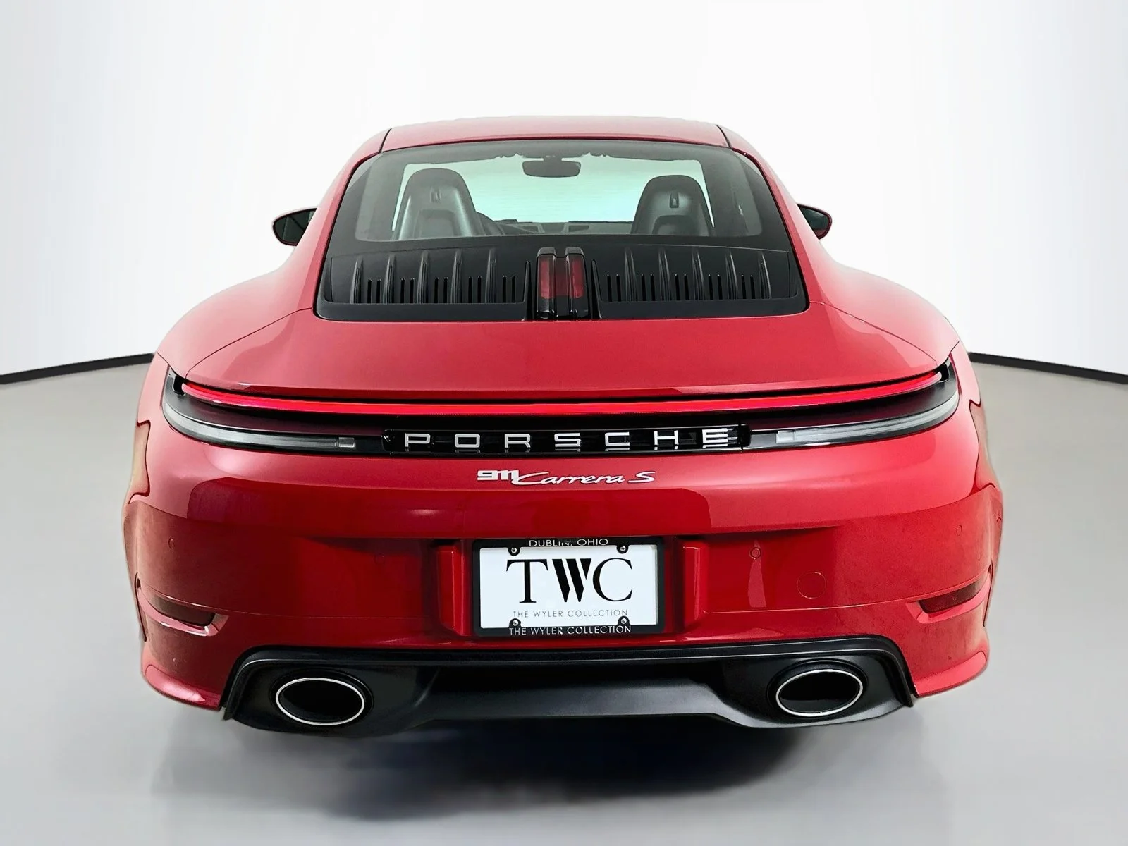 Used 2025 Red Porsche  image 6