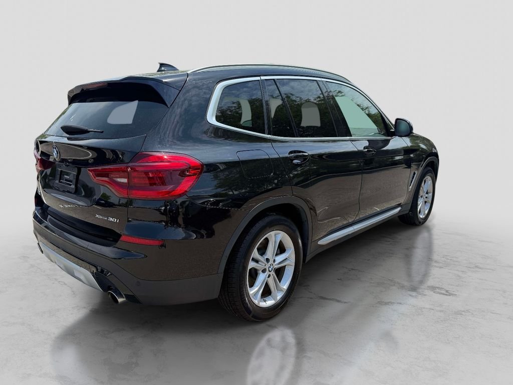 Used 2020 Black BMW xDrive30i image 9