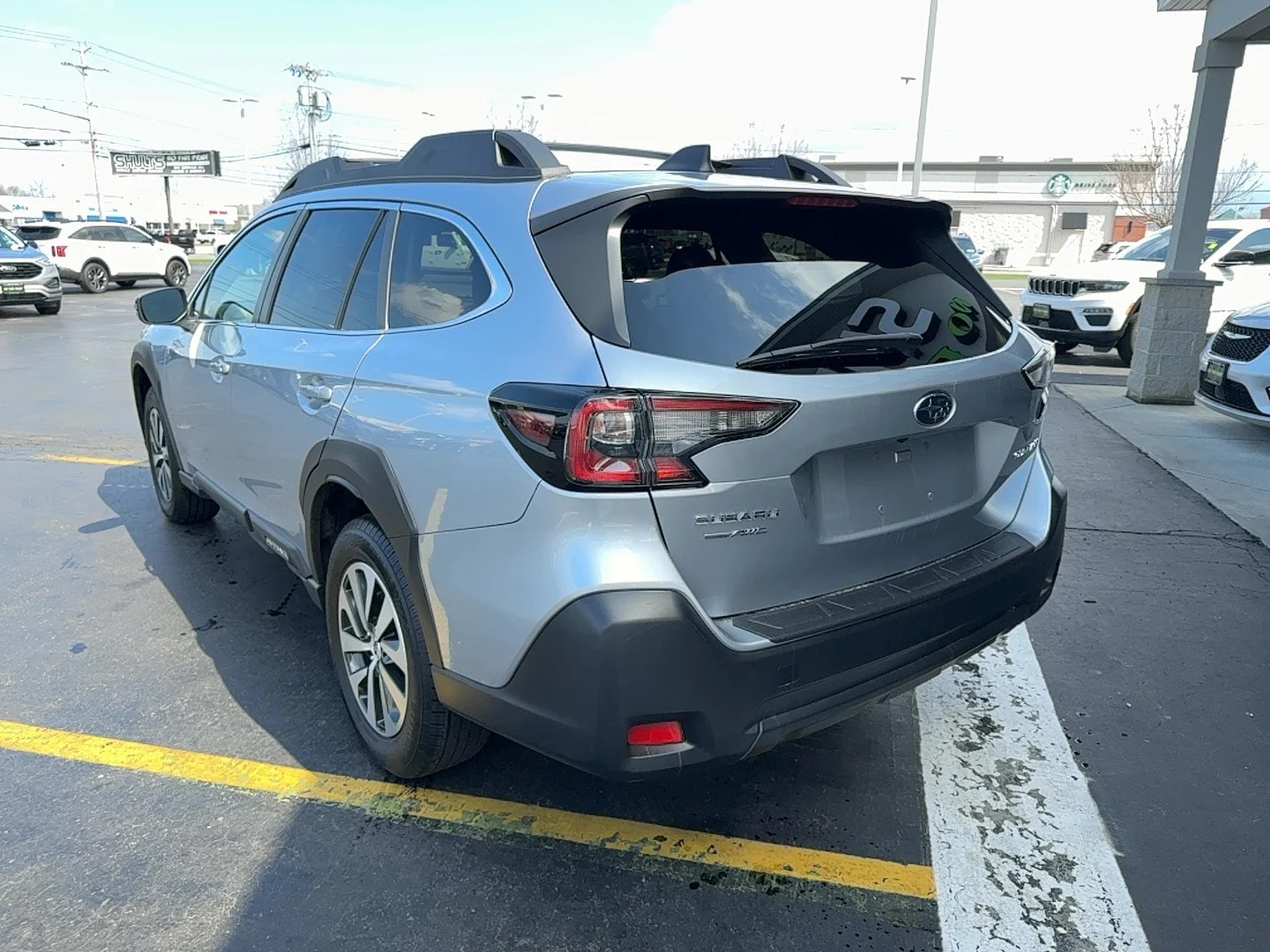 Used 2024 Ice Silver Metallic Subaru Premium image 5