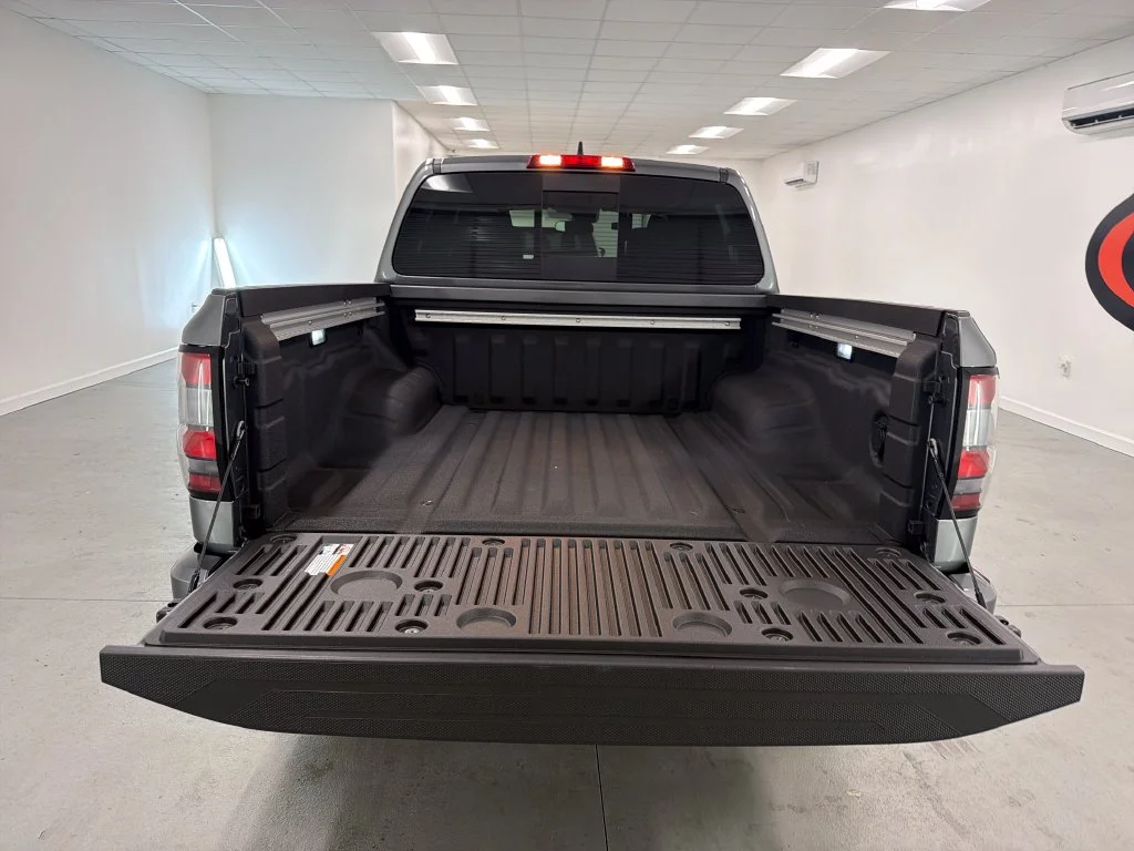 New 2027 Gray Nissan PRO-4X image 8