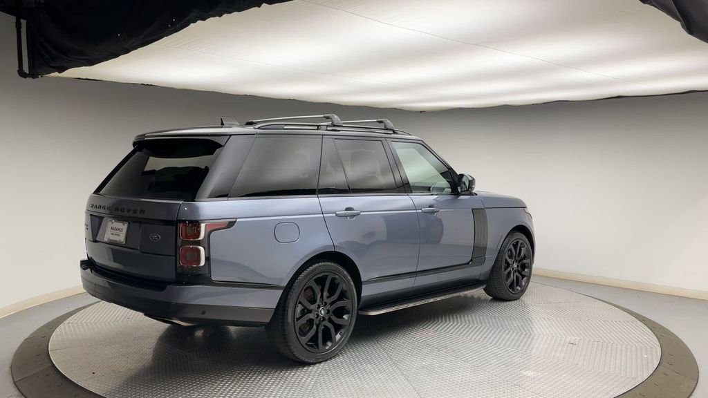 Used 2020  Land Rover HSE image 2