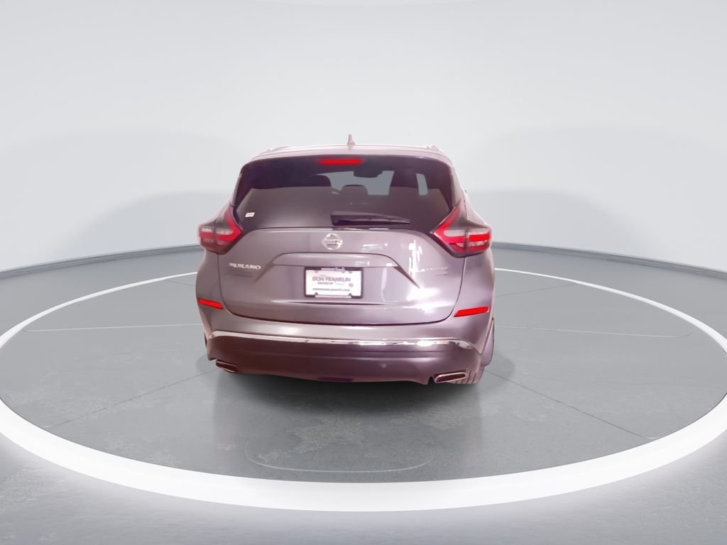 Used 2021 Gray Nissan Platinum image 7