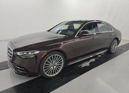 Used 2023 Red Mercedes-Benz S 500 image 1