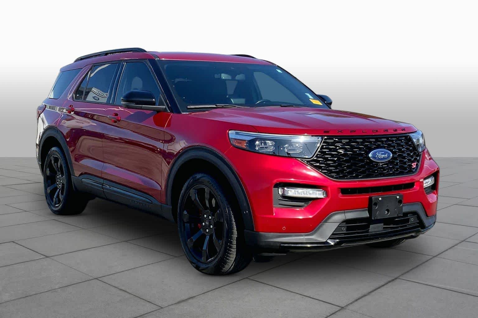 Used 2020 Rapid Red Metallic Tinted Clearcoat Ford ST image 3