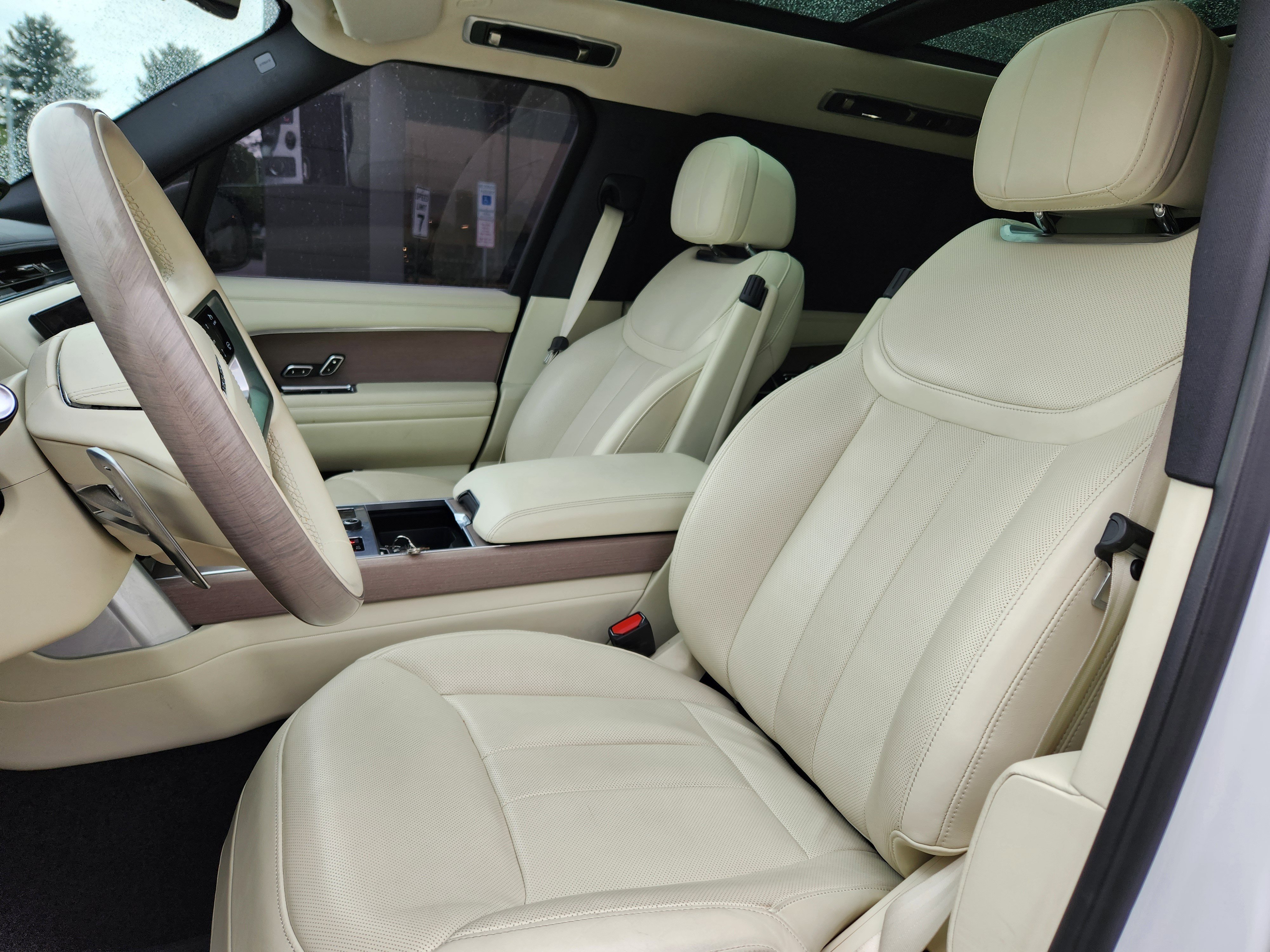 Certified Used 2023 Fuji White Land Rover SE image 10