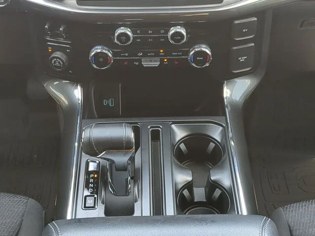 Certified Used 2023 Avalanche Ford XLT image 19