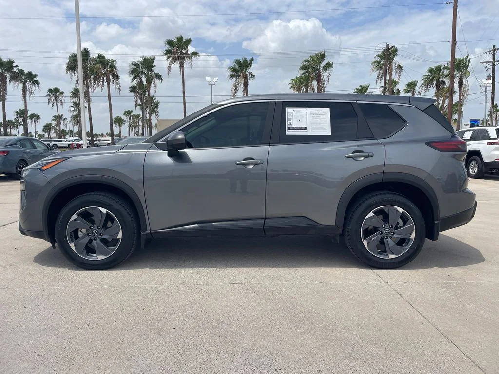 Used 2025 Gray Nissan SV image 2