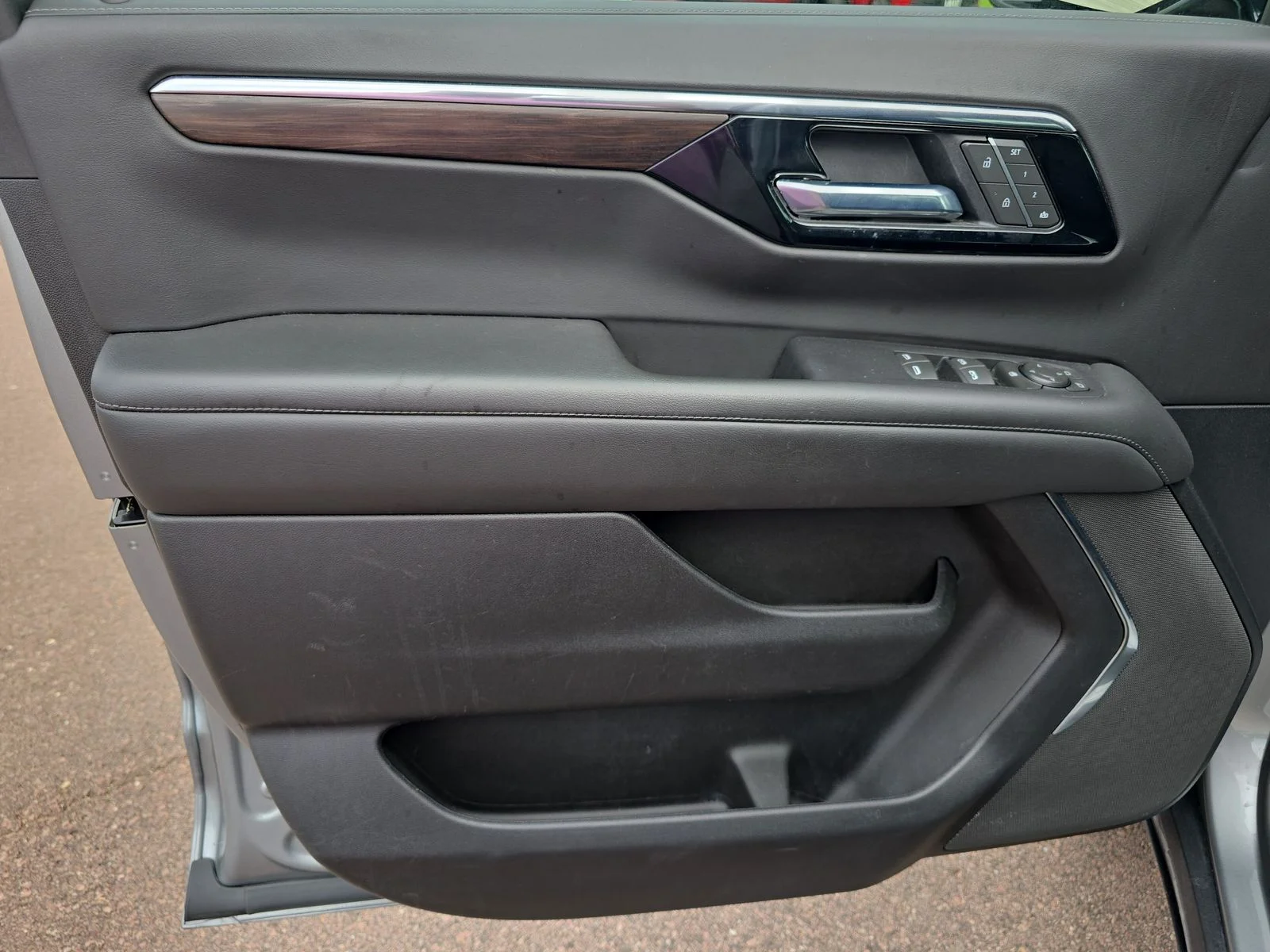 Used 2025 Sterling Gray Metallic Chevrolet Z71 image 10