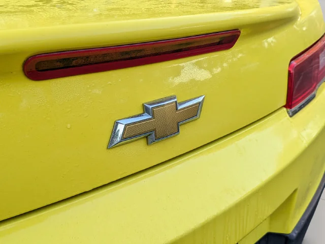 Used 2015 Yellow Chevrolet 1LT image 9
