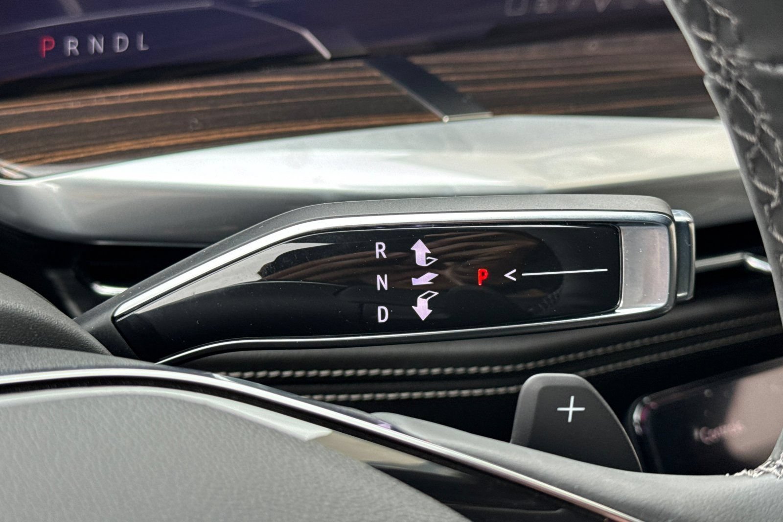 2026 Cadillac Escalade Luxury - Photo 24