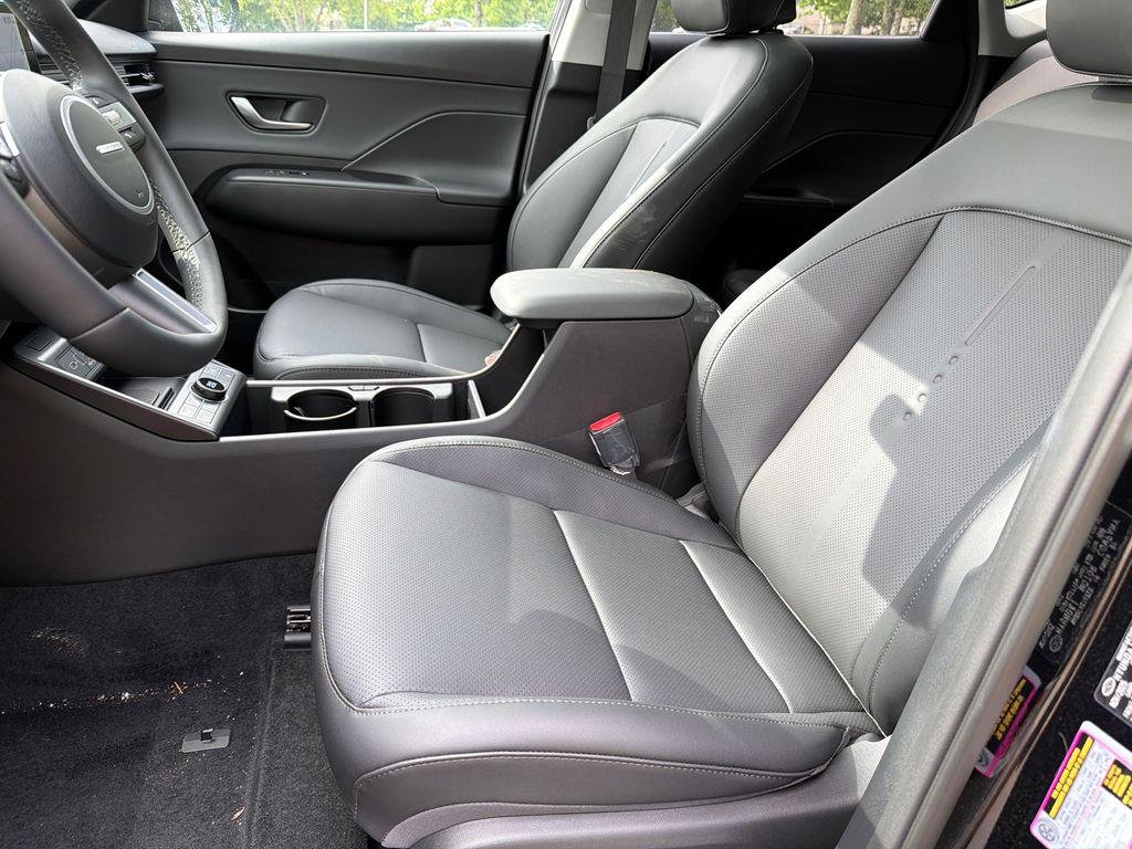 New 2026 Black Hyundai Limited FWD image 9
