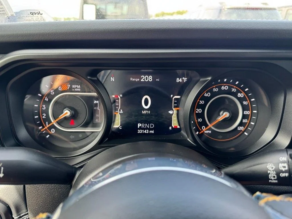 Used 2024 Blue Jeep Sahara image 18