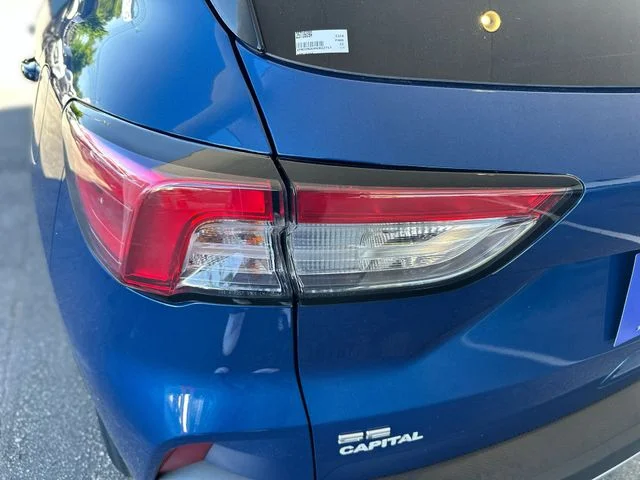 Used 2022 Blue Ford SE image 25