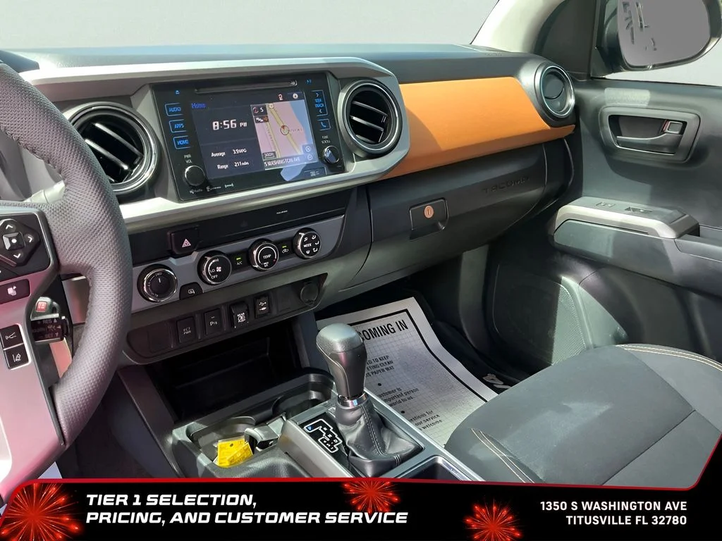Used 2019  Toyota SR5 image 30