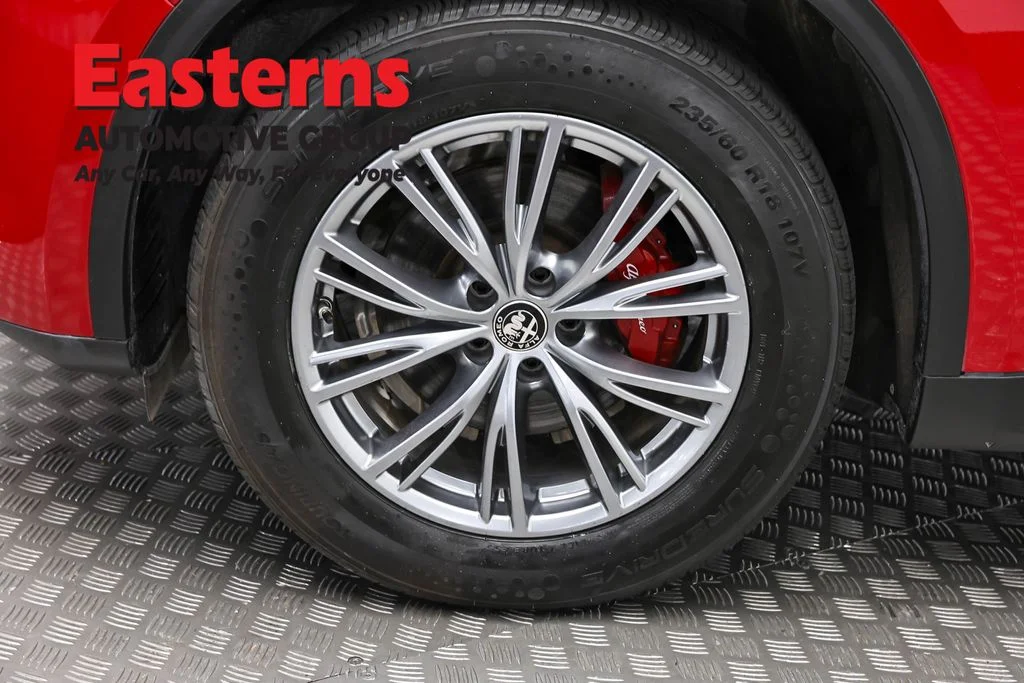 Used 2024 Red Alfa Romeo Sprint image 33