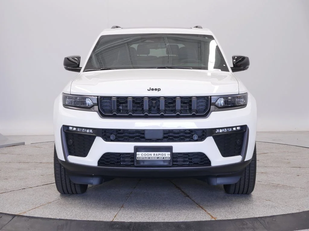 New 2026 Bright White Clear-Coat Exterior Paint Jeep 85th Anniversary Edition image 10