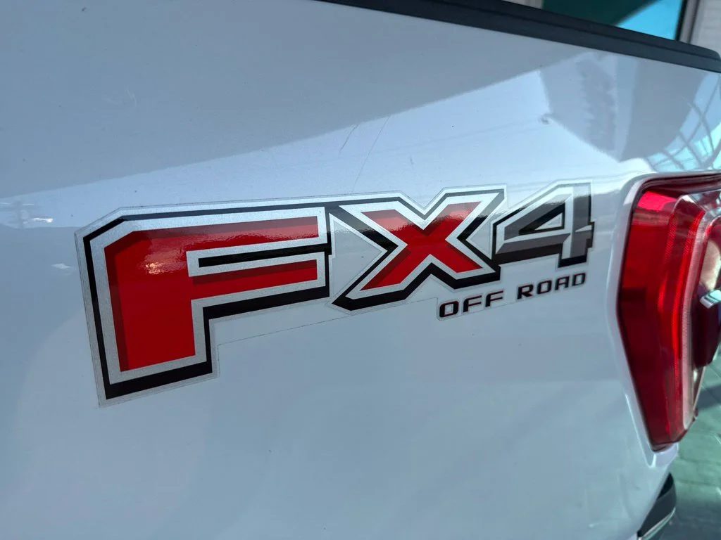Used 2021 White Metallic Ford XLT image 23