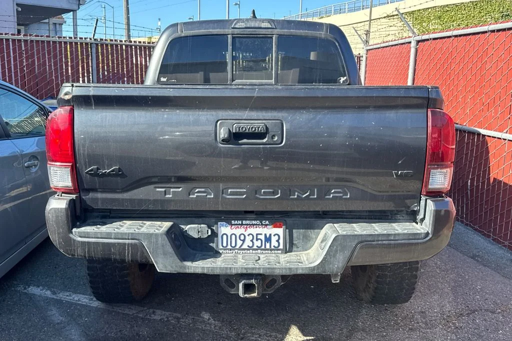 Used 2022 Gray Toyota SR image 6