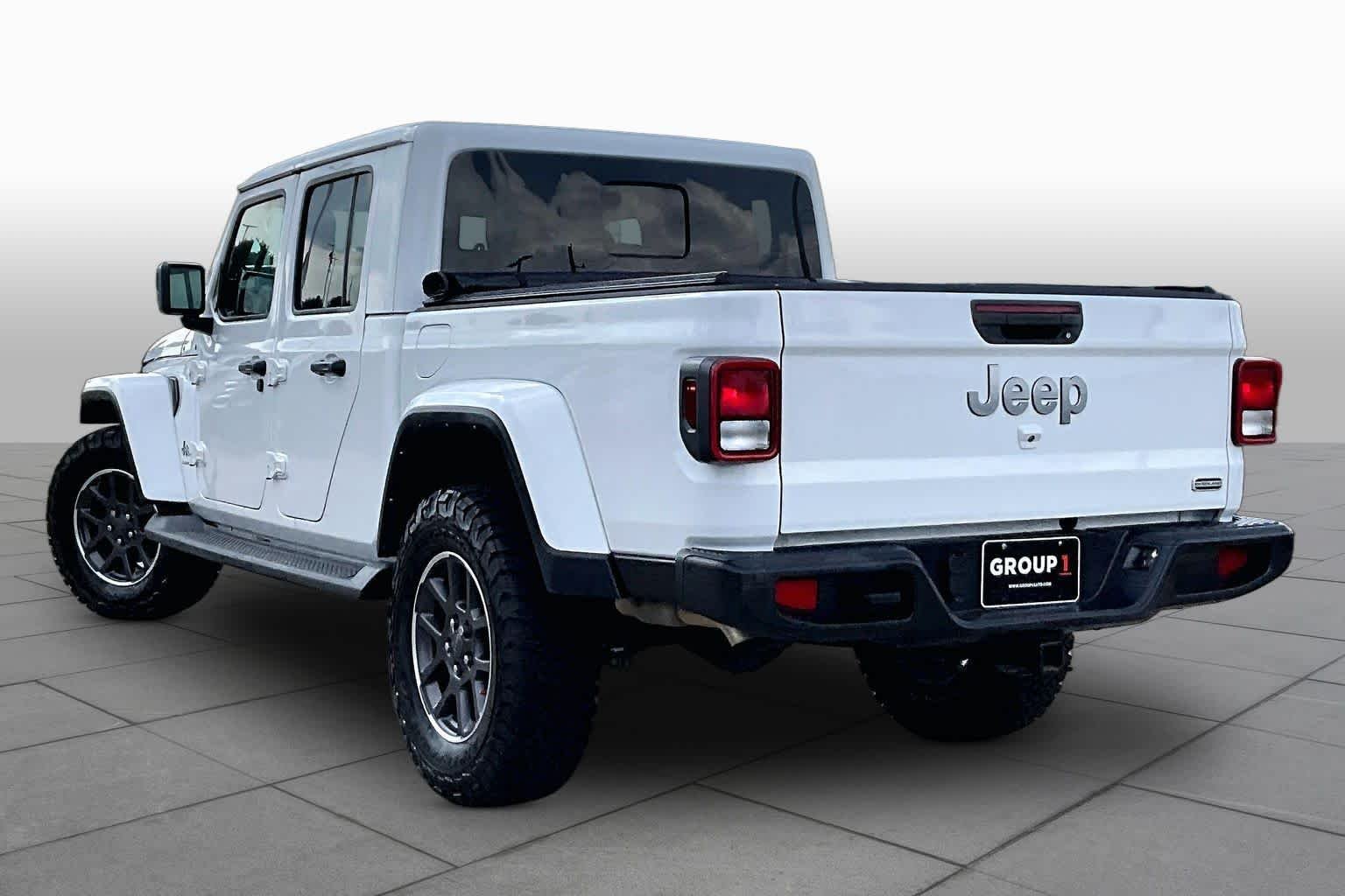 Used 2023 Bright White Clearcoat Jeep Overland image 11