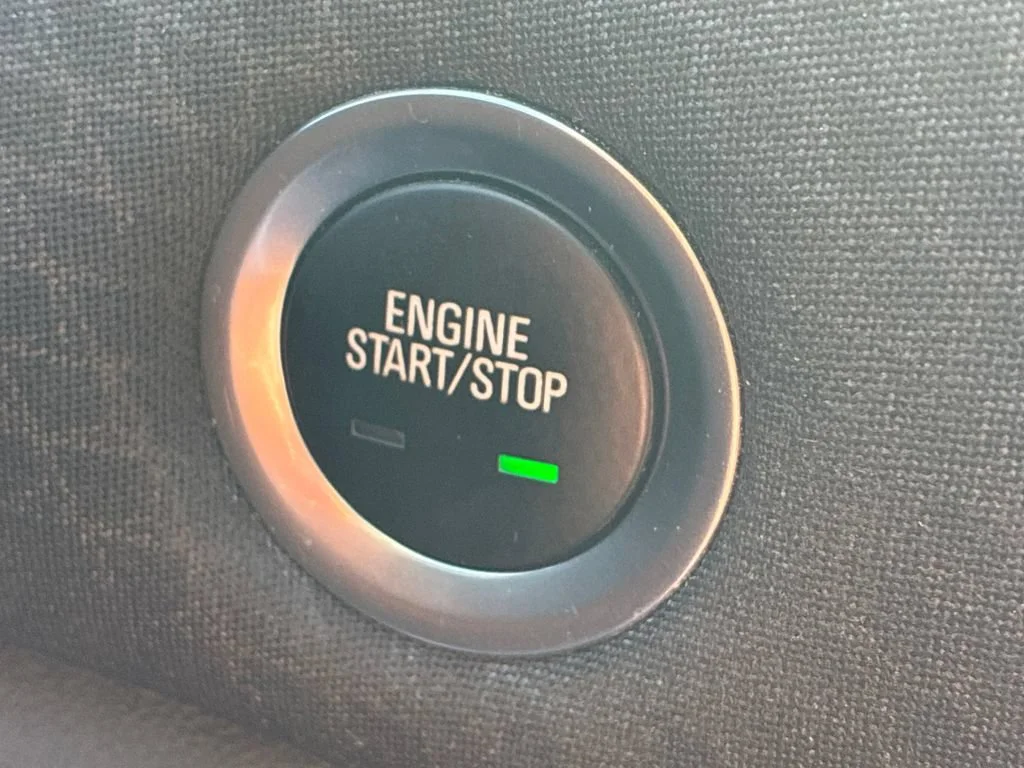 Used 2024 Summit White Chevrolet 1LT image 21