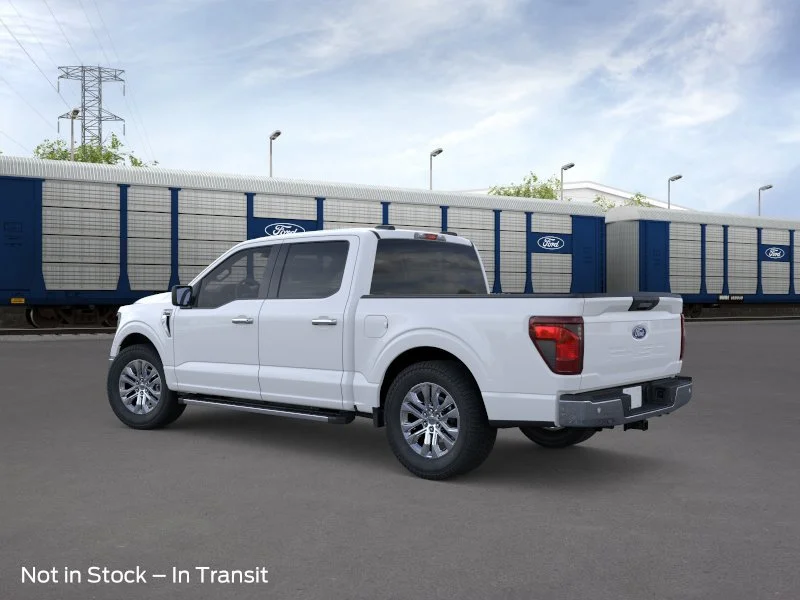 New 2026 Oxford White Ford XLT image 4