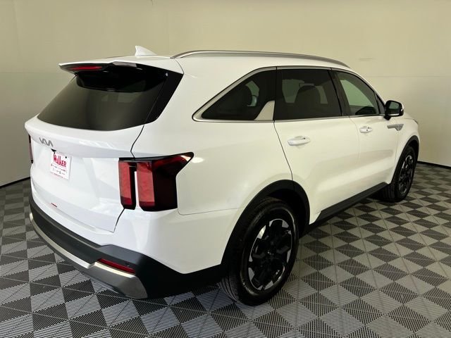 New 2026 White Kia S image 7